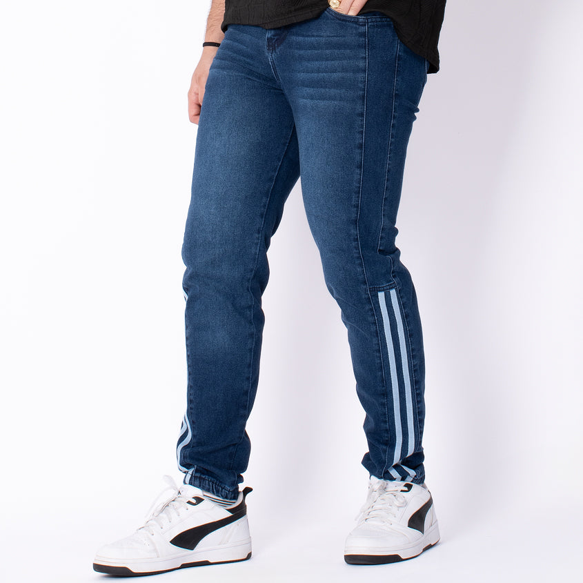 Jeans clasico con rayas adidas abajo ref z149