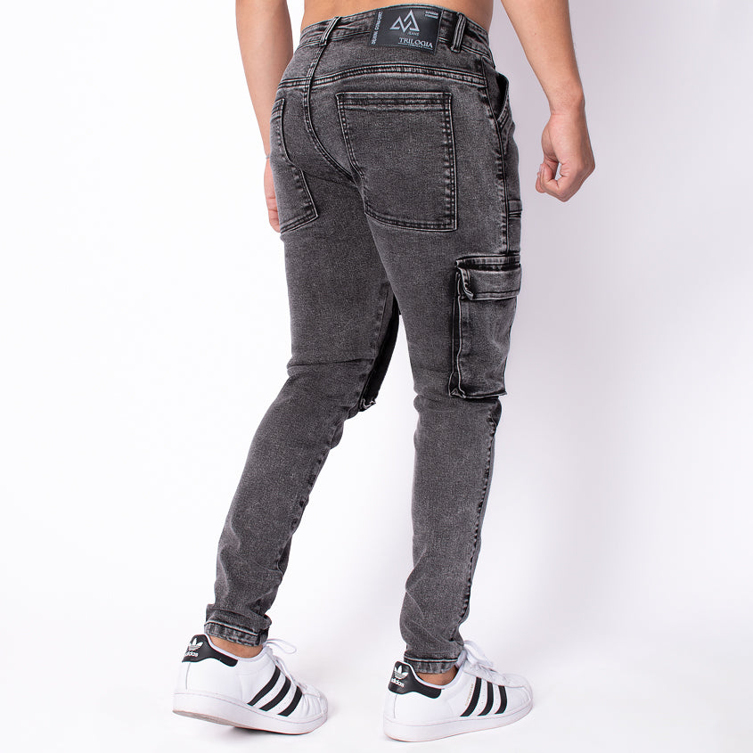 JEANS CARGO HUMO BOLSILLO DERECHO LATERAL REF Z154